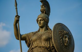 Minerva-Statue: Max-Planck-Gesellschaft erhält grünes Licht für neues Rechenzentrum in Martinsried bei München